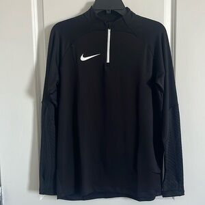 Nike Half-Zip